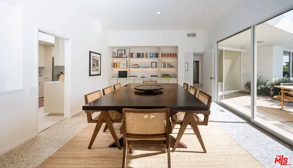 $40,000 | 1121 Loma Vista Drive, Beverly Hills, CA 90210
