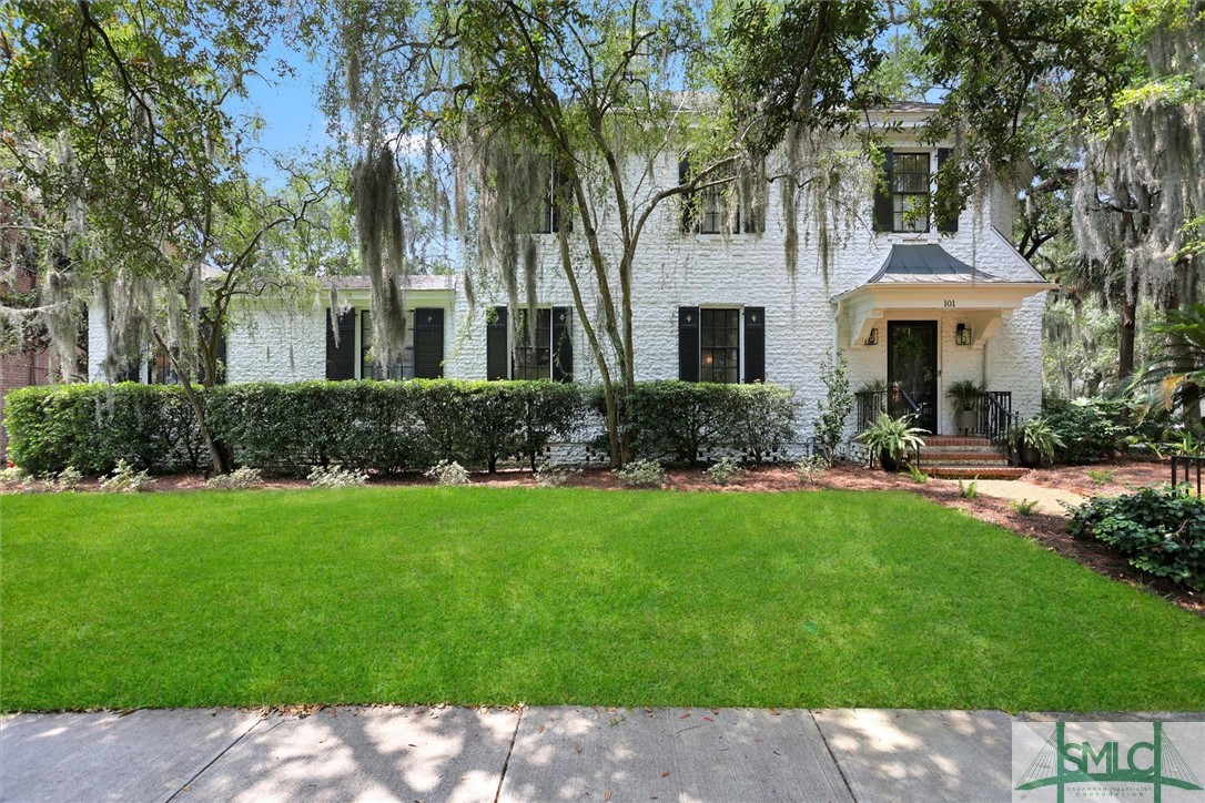 101 East 44th Street Savannah, GA 31405 - Photo 4 of 50