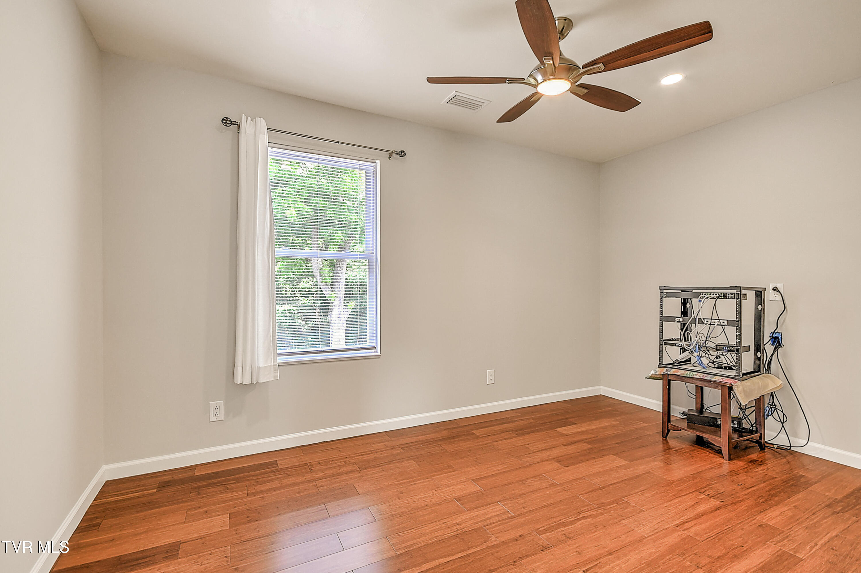 4125 Pine Orchard Road Butler, TN 37640 - Photo 29 of 86 4125 Pine Orchard LC-62