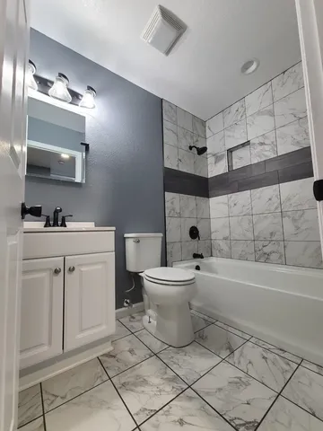 $320,000 | 1920 North Wood Drive, Wichita, KS 67212