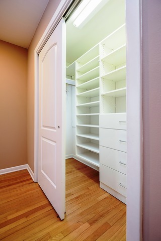 539.5 Ridge Road Wilmette, IL 60091 - Photo 6 of 10