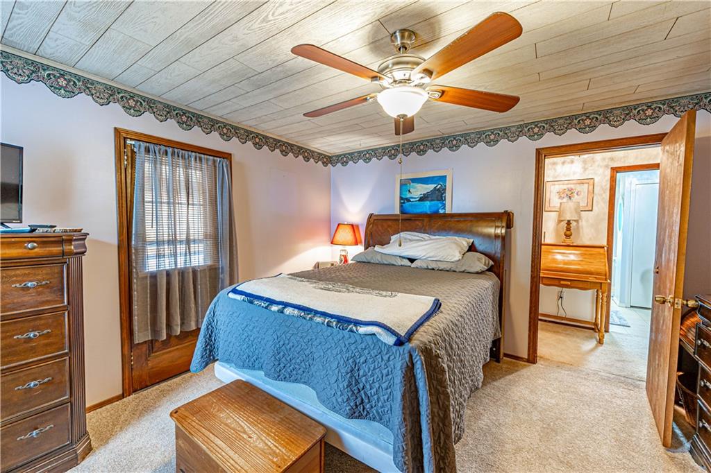 6138 Noblestown Road Oakdale, PA 15071 - Photo 16 of 25