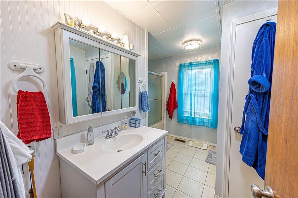 6138 Noblestown Road Oakdale, PA 15071 - Photo 21 of 25