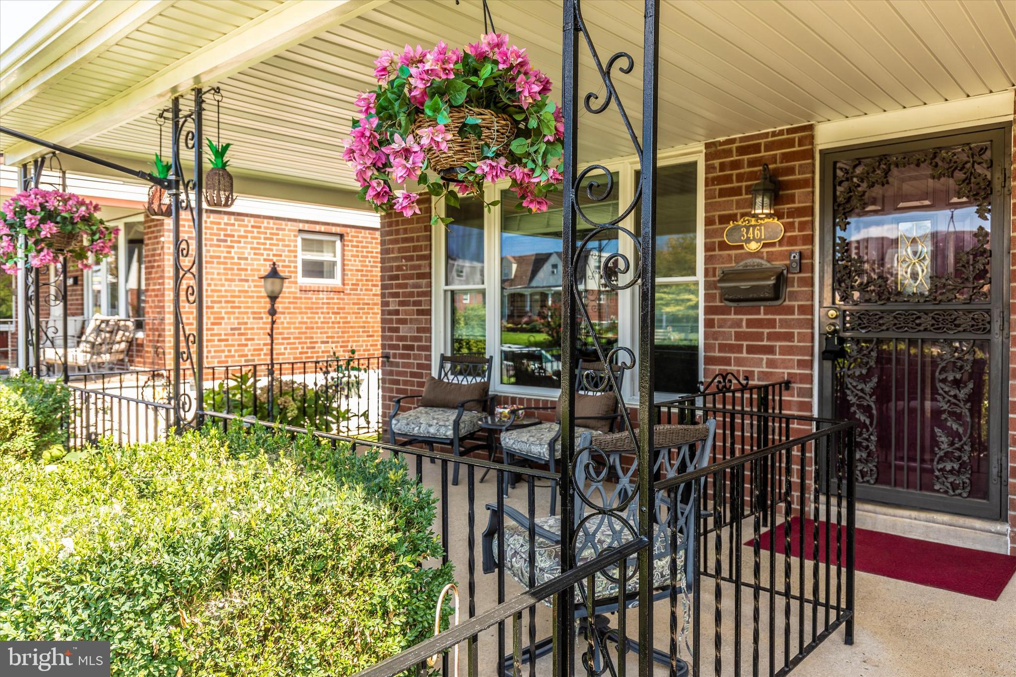 3461 Holyoke Road Philadelphia, PA 19114 - Photo 3 of 44 Large Front Patio