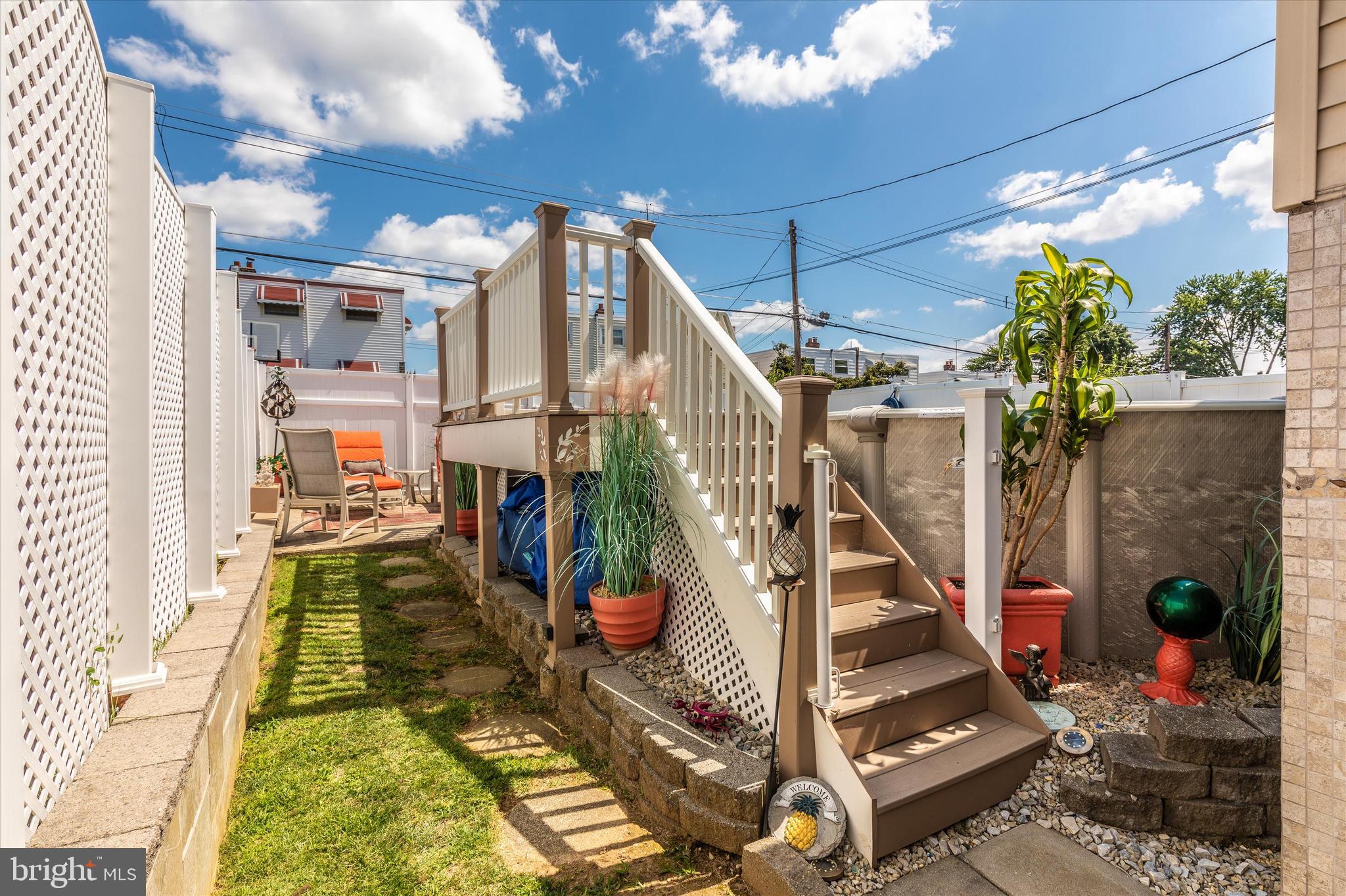 3461 Holyoke Road Philadelphia, PA 19114 - Photo 37 of 44 Pool