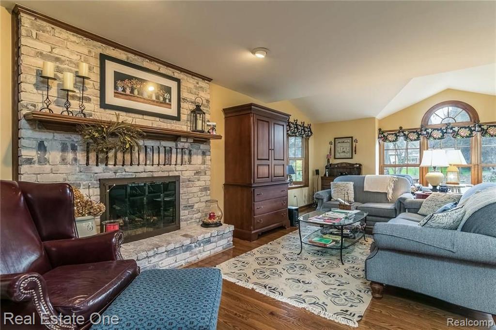 764 Leinster Road Rochester Hills, MI 48309 - Photo 19 of 46