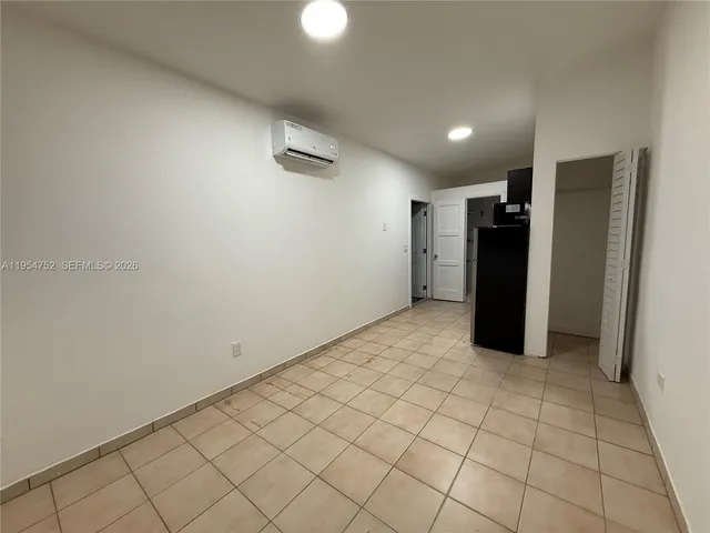 $1,400 | West Flagler, Miami, FL 33126