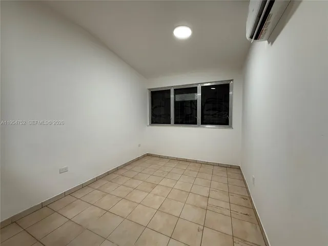 $1,400 | West Flagler, Miami, FL 33126