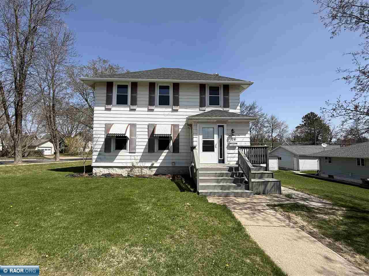 126 5th Street Northwest Chisholm, MN 55719 - Photo 1 of 39