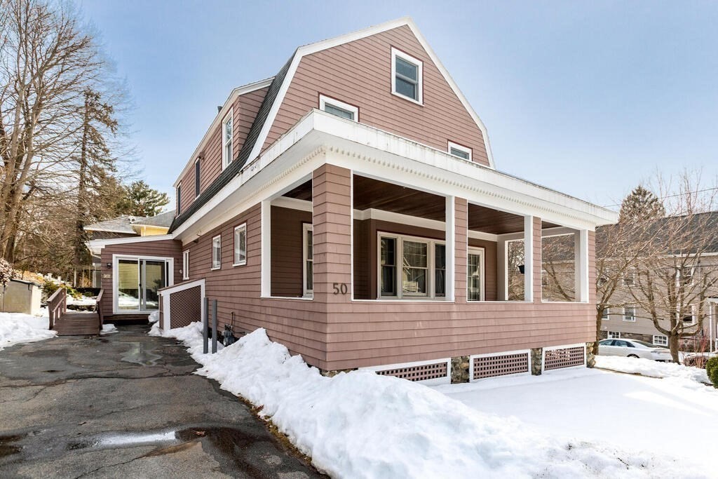 50 Warwick Road Melrose, MA 02176 - Photo 3 of 31 Gallery Image 3