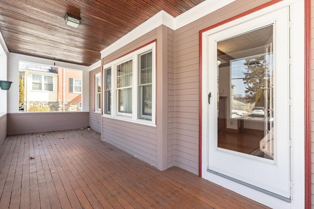 50 Warwick Road Melrose, MA 02176 - Photo 5 of 31 Gallery Image 5