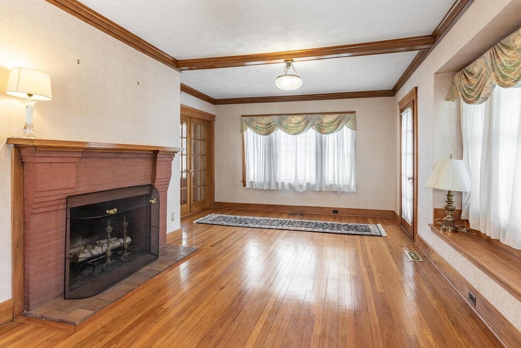 50 Warwick Road Melrose, MA 02176 - Photo 8 of 31 Gallery Image 8
