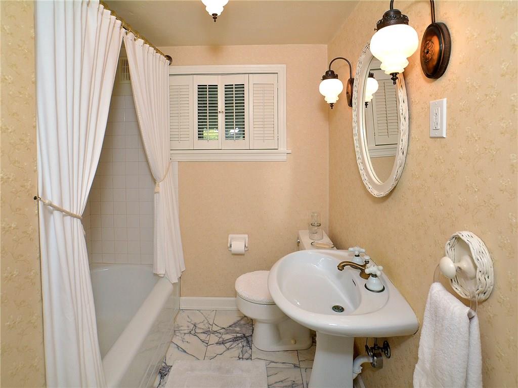 1631 Robbins Station Road North Huntingdon, PA 15642 - Photo 19 of 25 Gallery Image 19