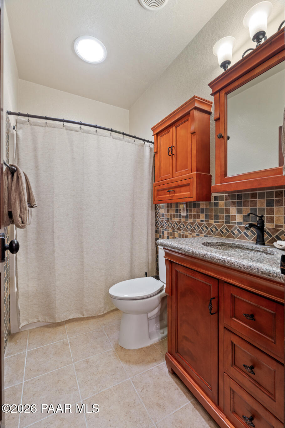 645 North Ambassador Road Dewey, AZ 86327 - Photo 23 of 55 Bathroom 2 - 645 Ambassador