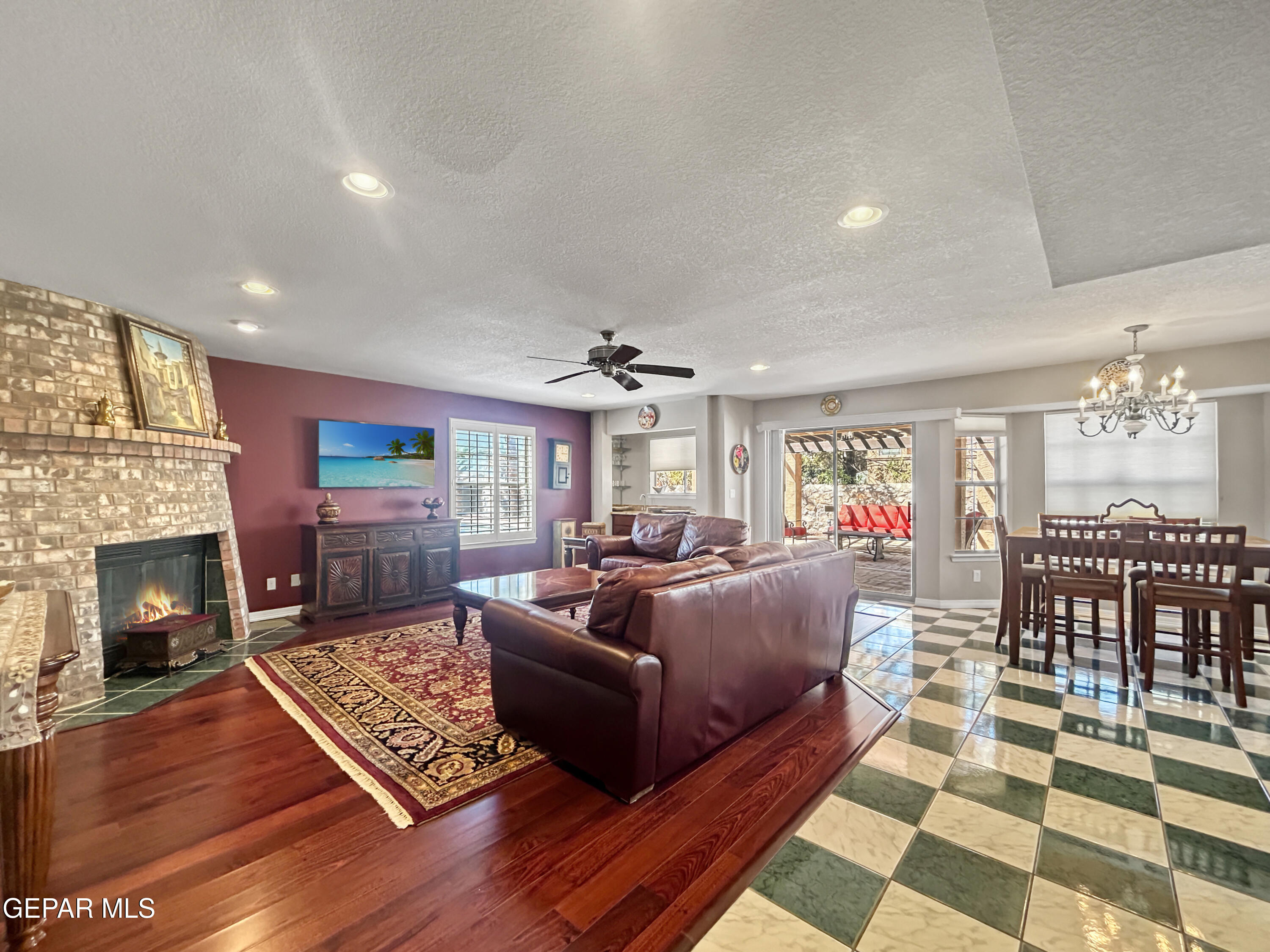 1109 Noble Ridge Way El Paso, TX 79912 - Photo 24 of 73 Den w/ wet bar