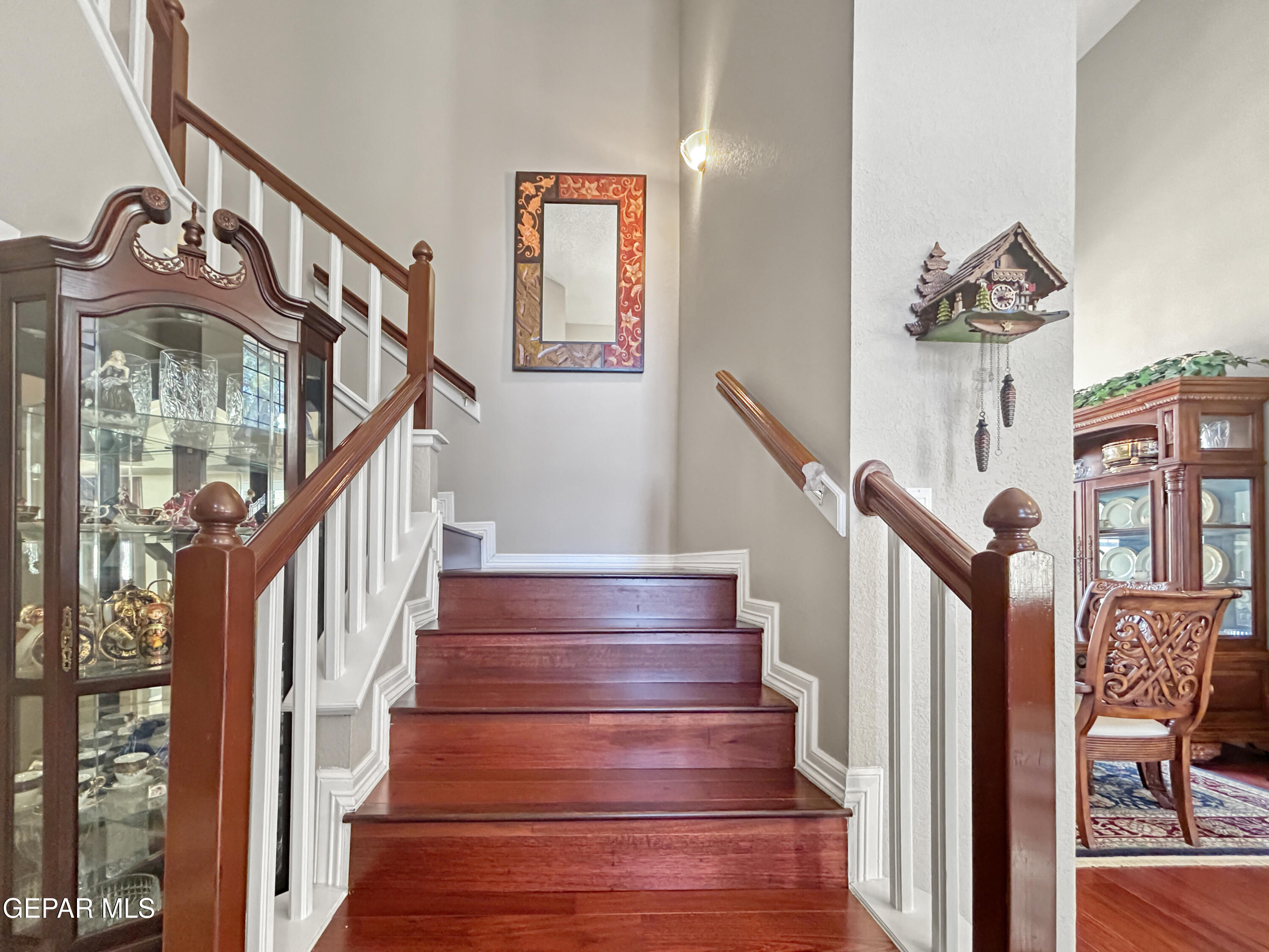 1109 Noble Ridge Way El Paso, TX 79912 - Photo 32 of 73 Stairway