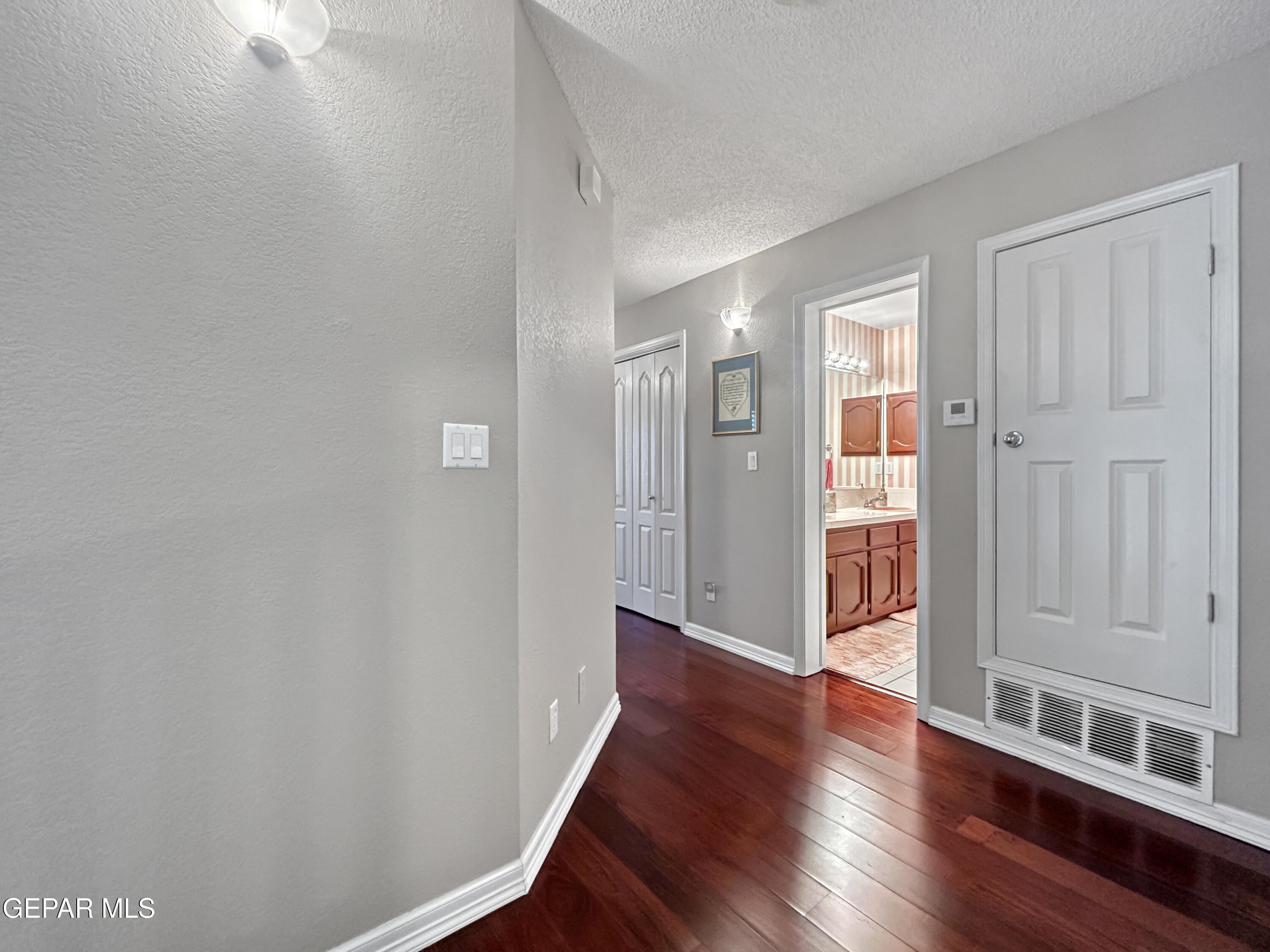 1109 Noble Ridge Way El Paso, TX 79912 - Photo 34 of 73 Upstairs Hall