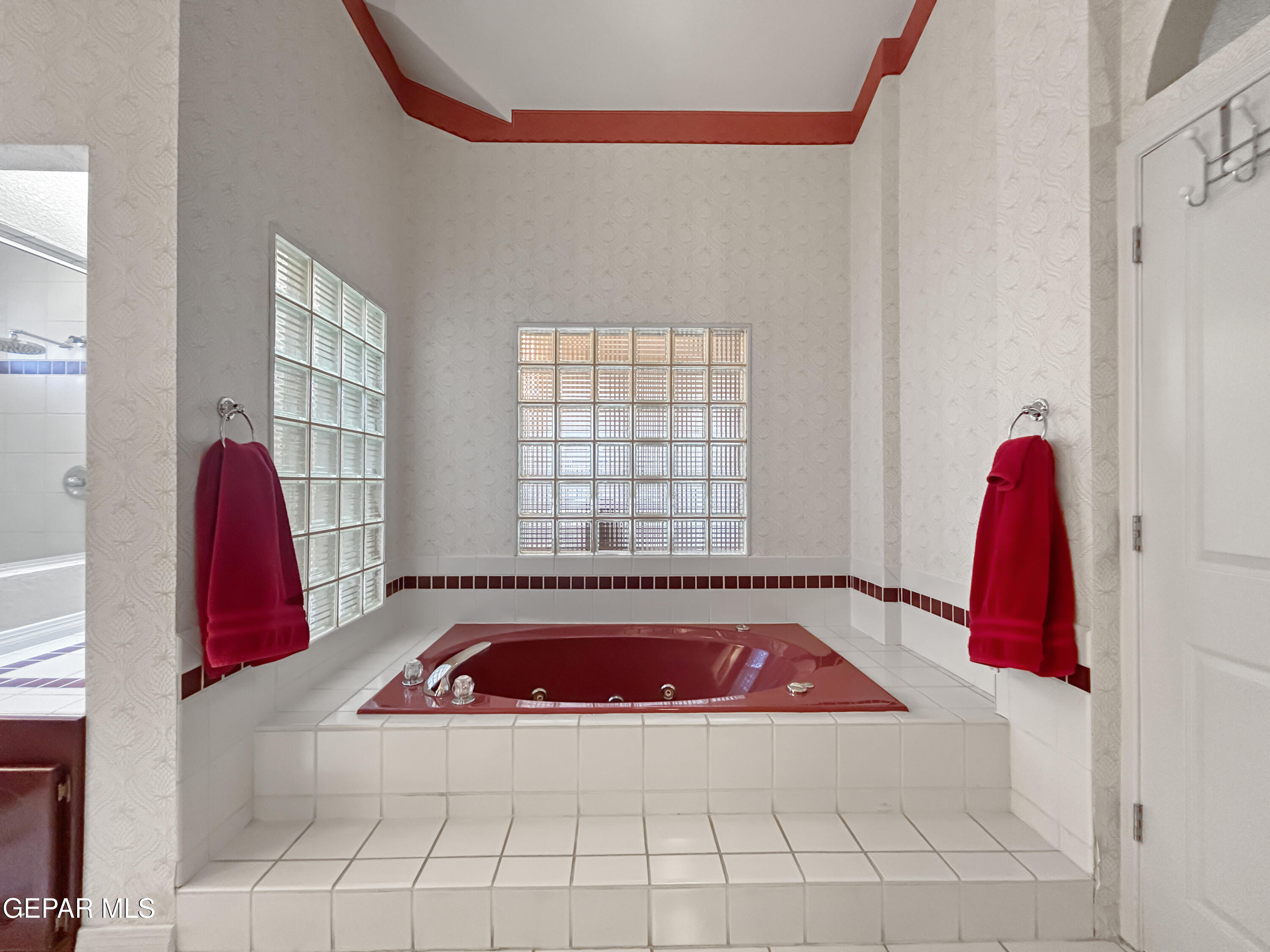 1109 Noble Ridge Way El Paso, TX 79912 - Photo 40 of 73 Primary Bath