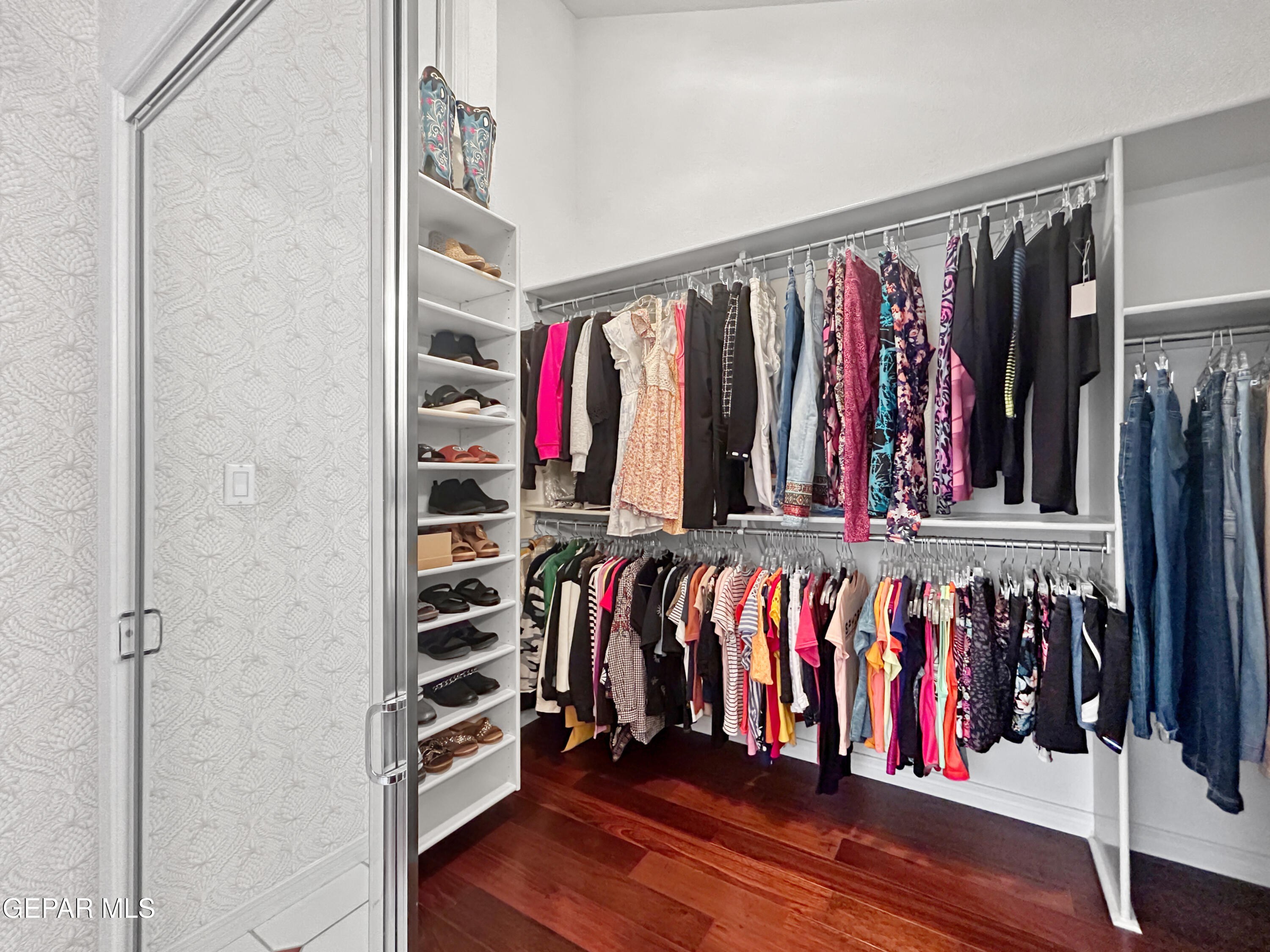 1109 Noble Ridge Way El Paso, TX 79912 - Photo 43 of 73 Primary Closet