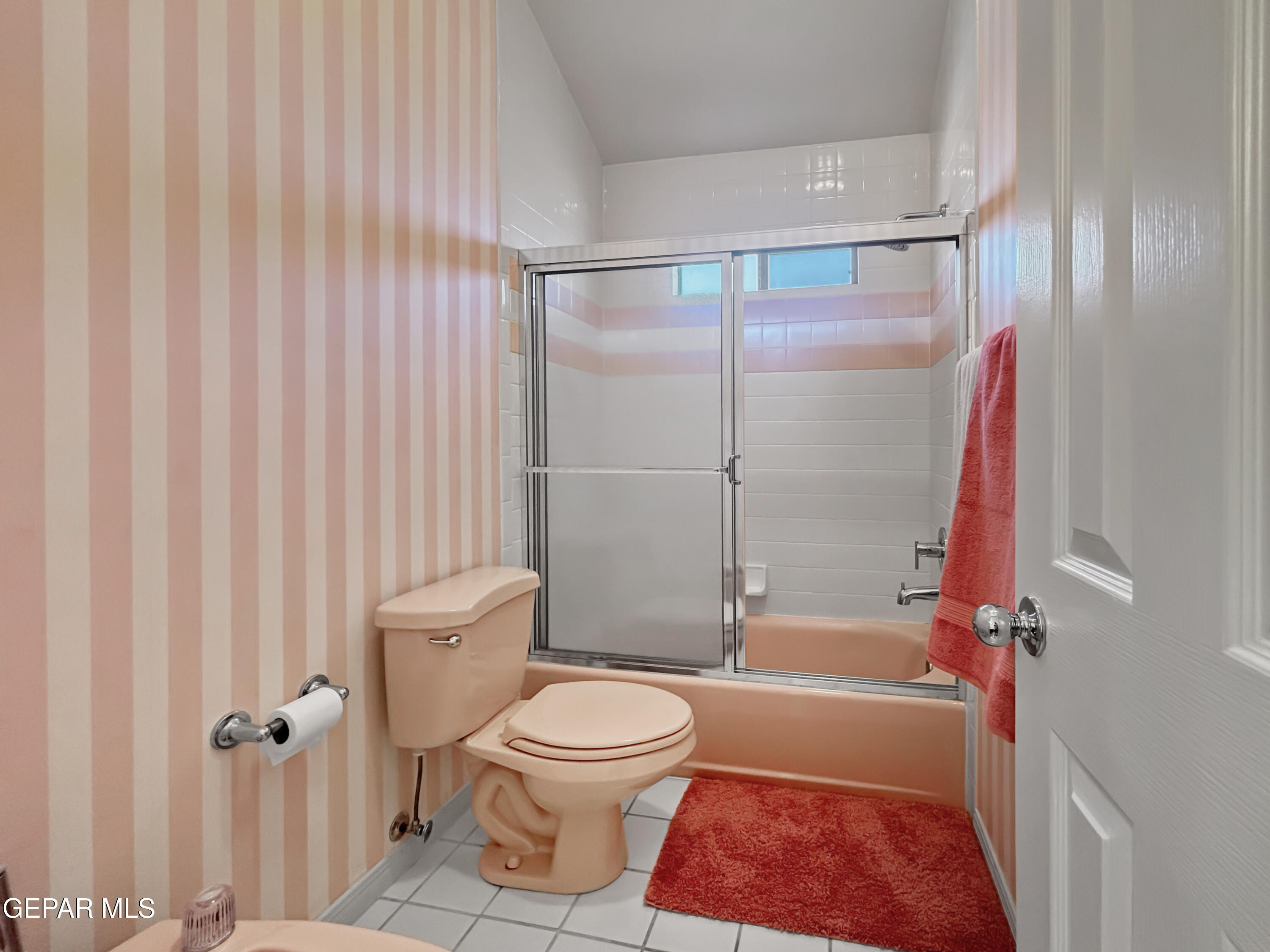 1109 Noble Ridge Way El Paso, TX 79912 - Photo 47 of 73 Upstairs Hall Bath