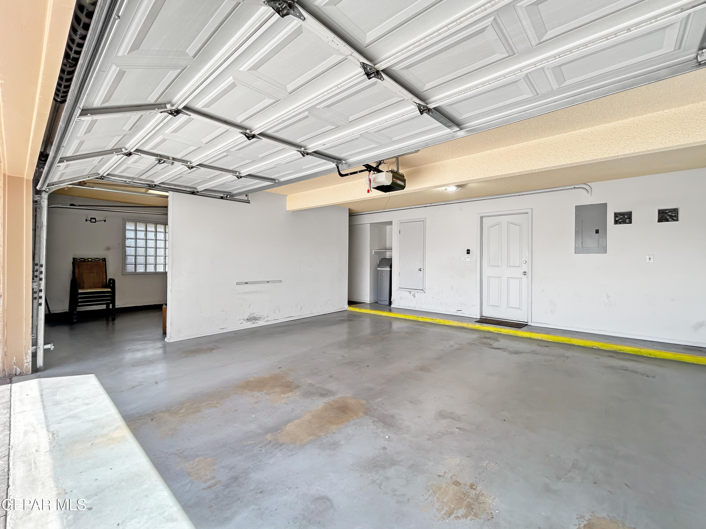 1109 Noble Ridge Way El Paso, TX 79912 - Photo 54 of 73 Double Garage