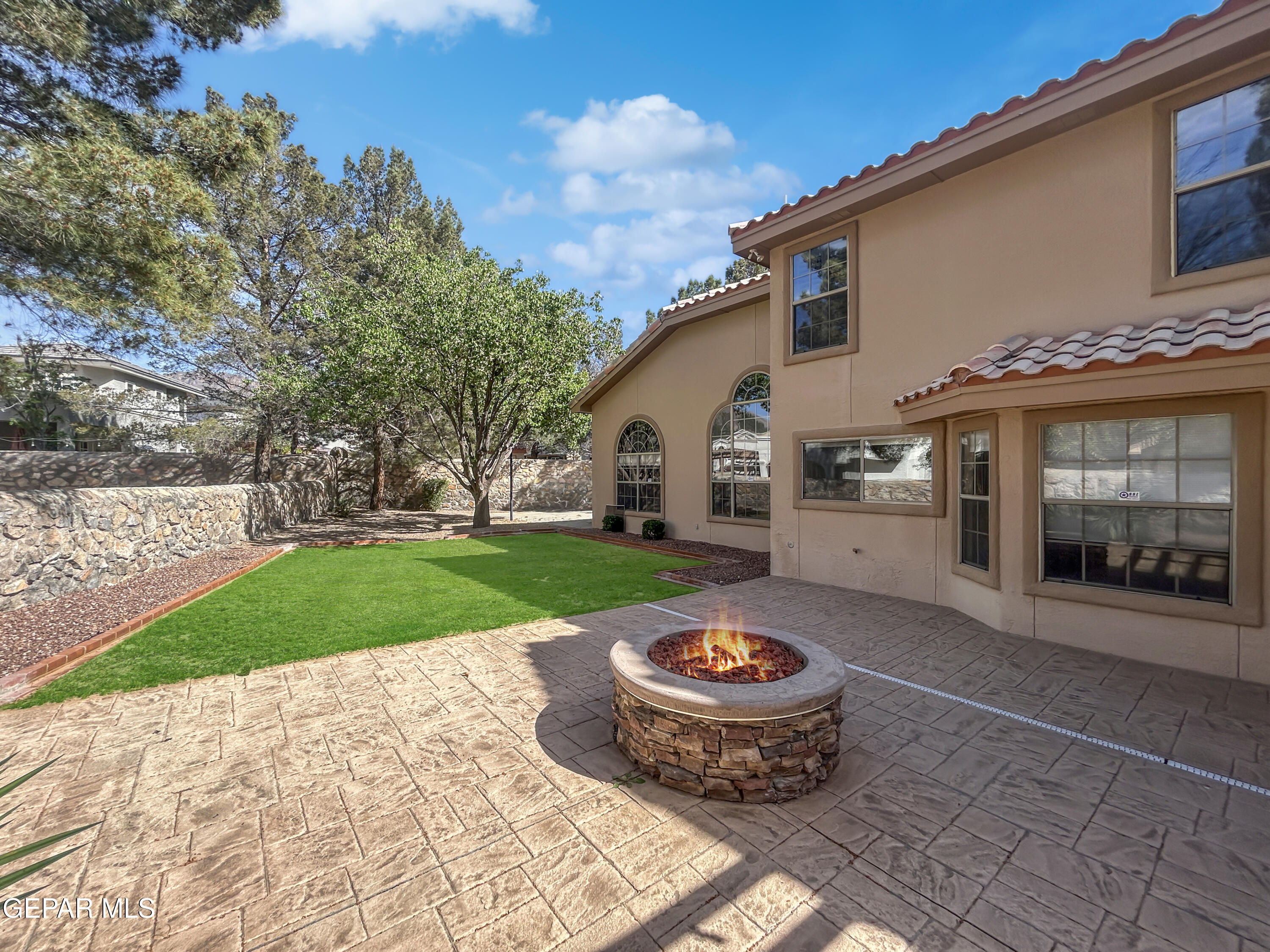 1109 Noble Ridge Way El Paso, TX 79912 - Photo 58 of 73 Permanent FirePit