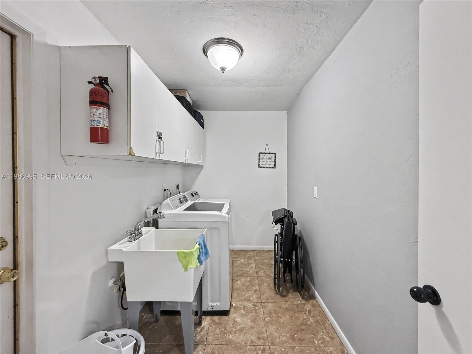 7658 Laurel Valley Road, Unit 1 Fort Myers, FL 33967 - Photo 11 of 13