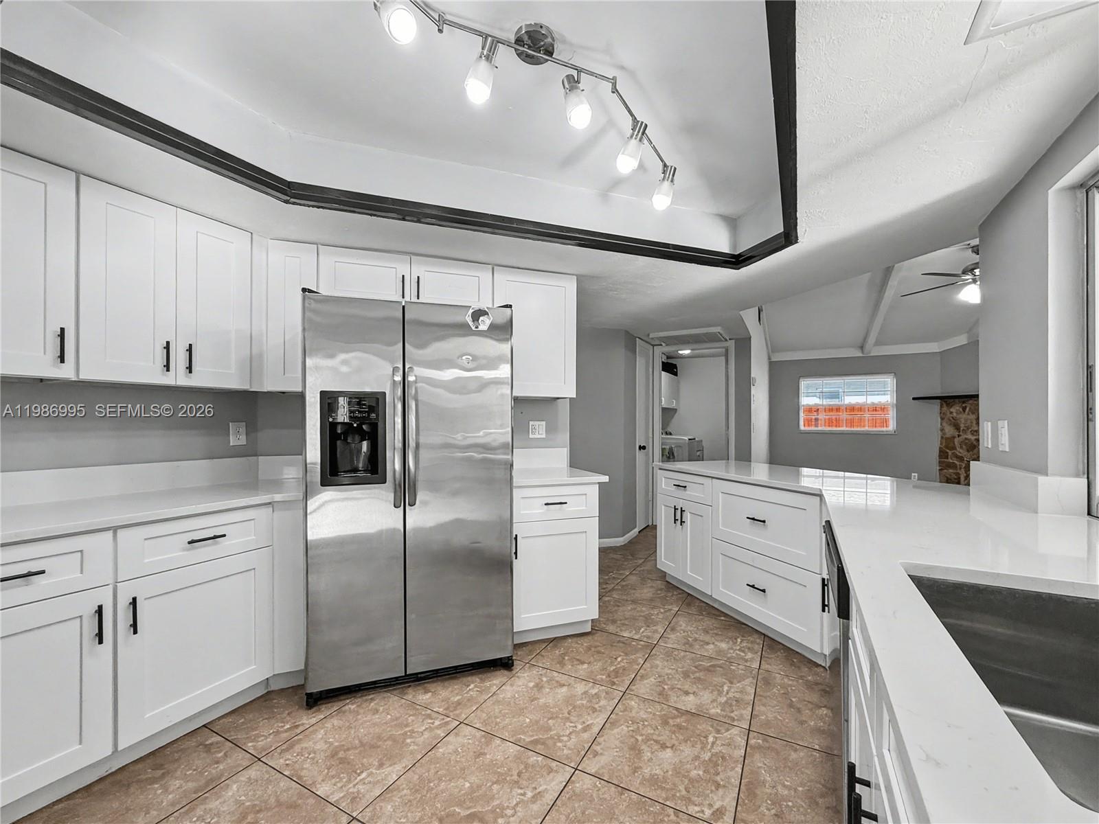 7658 Laurel Valley Road, Unit 1 Fort Myers, FL 33967 - Photo 5 of 13