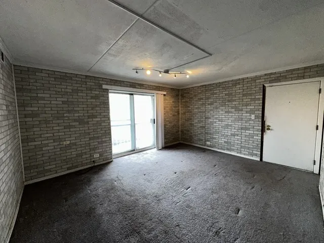 $50,000 | 17005 Albany Avenue, Unit 102, Hazel Crest, IL 60429