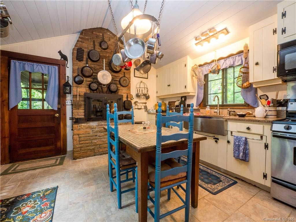 6422 Sharon Hills Road Charlotte, NC 28210 - Photo 6 of 24 Gallery Image 6