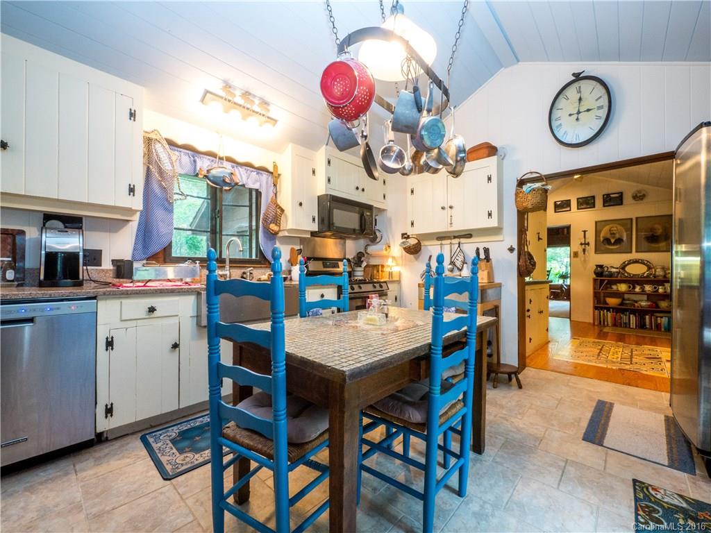 6422 Sharon Hills Road Charlotte, NC 28210 - Photo 7 of 24 Gallery Image 7
