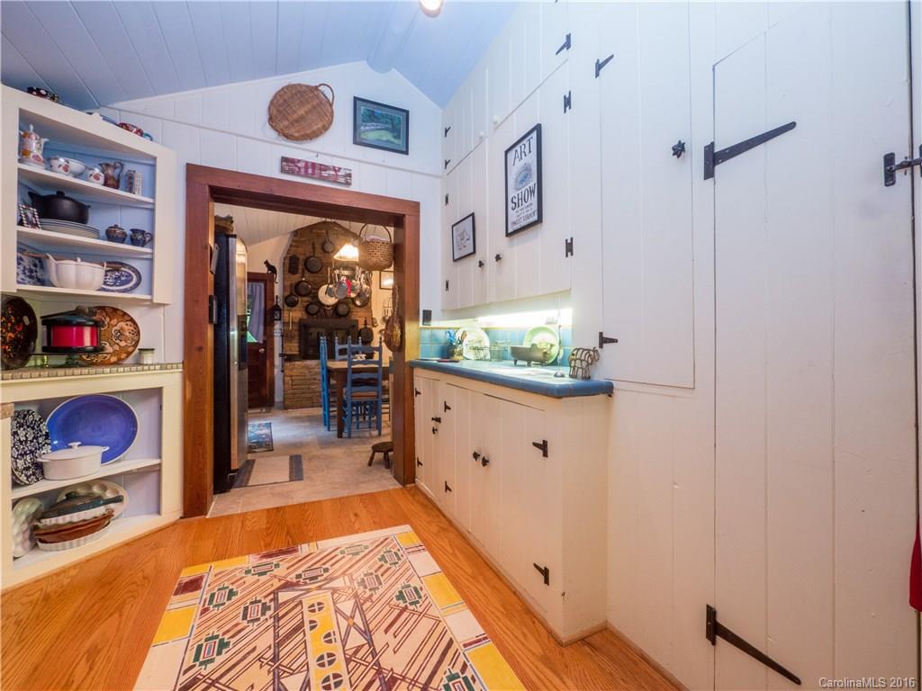 6422 Sharon Hills Road Charlotte, NC 28210 - Photo 8 of 24 Gallery Image 8