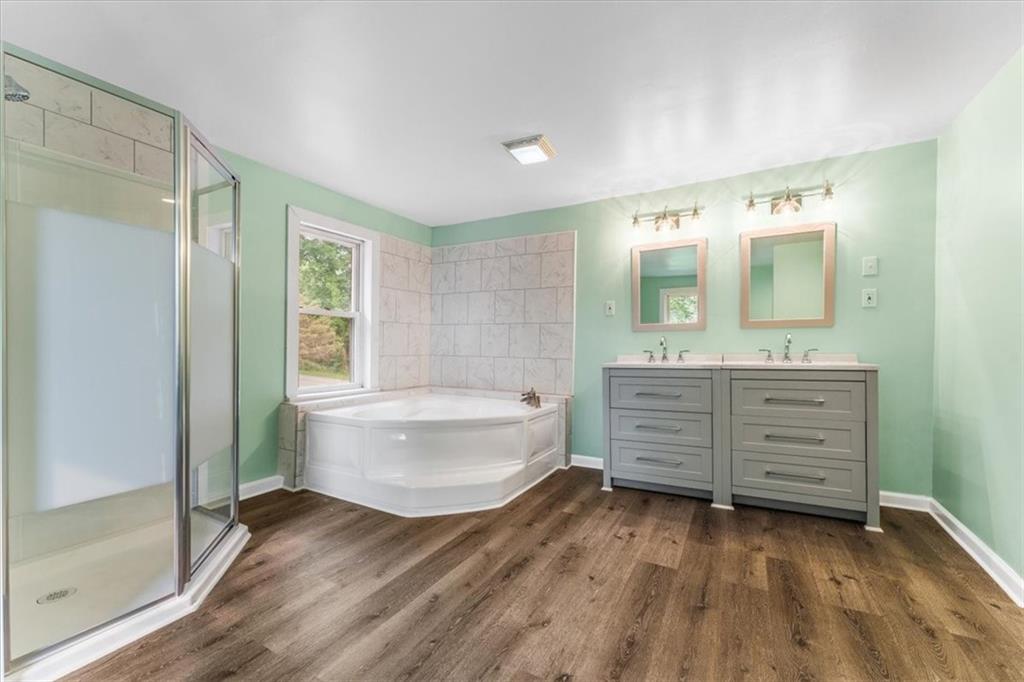 7 Hewitt Road West Middlesex, PA 16159 - Photo 23 of 31 soakin tub