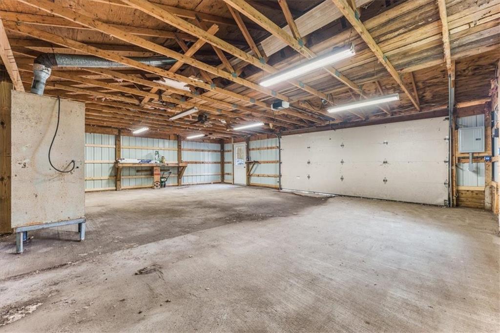 7 Hewitt Road West Middlesex, PA 16159 - Photo 31 of 31 inside garage