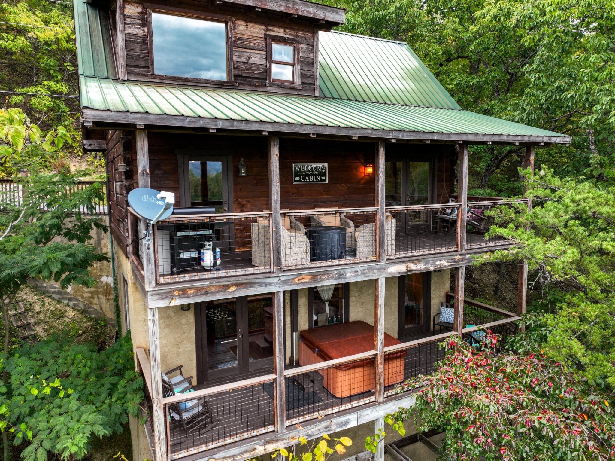 3070 Ridgecrest Way Sevierville, TN 37862 - Photo 2 of 44 Gallery Image 2