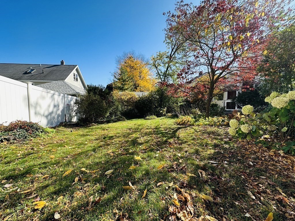 12 Selwyn Road Belmont, MA 02478 - Photo 18 of 21 Gallery Image 18
