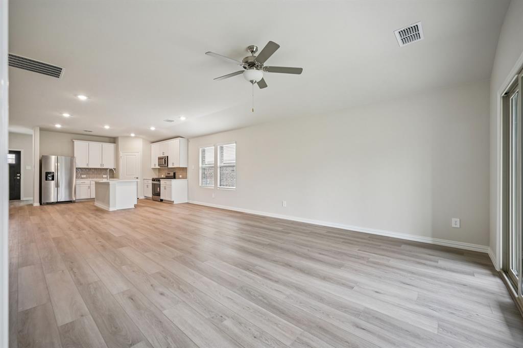 2202 Rannoch Street Sherman, TX 75092 - Photo 12 of 30