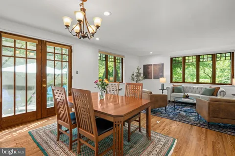 $850,000 | 126 West Gravers Lane, Philadelphia, PA 19118