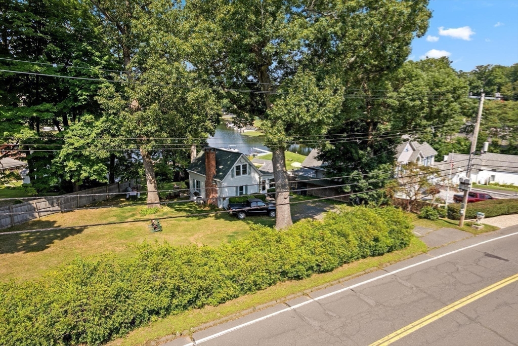 82 Point Grove Road Southwick, MA 01077 - Photo 3 of 33 Gallery Image 3