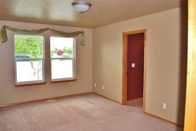23 South Long Road Spokane Valley, WA 99016 - Photo 4 of 8 Gallery Image 4