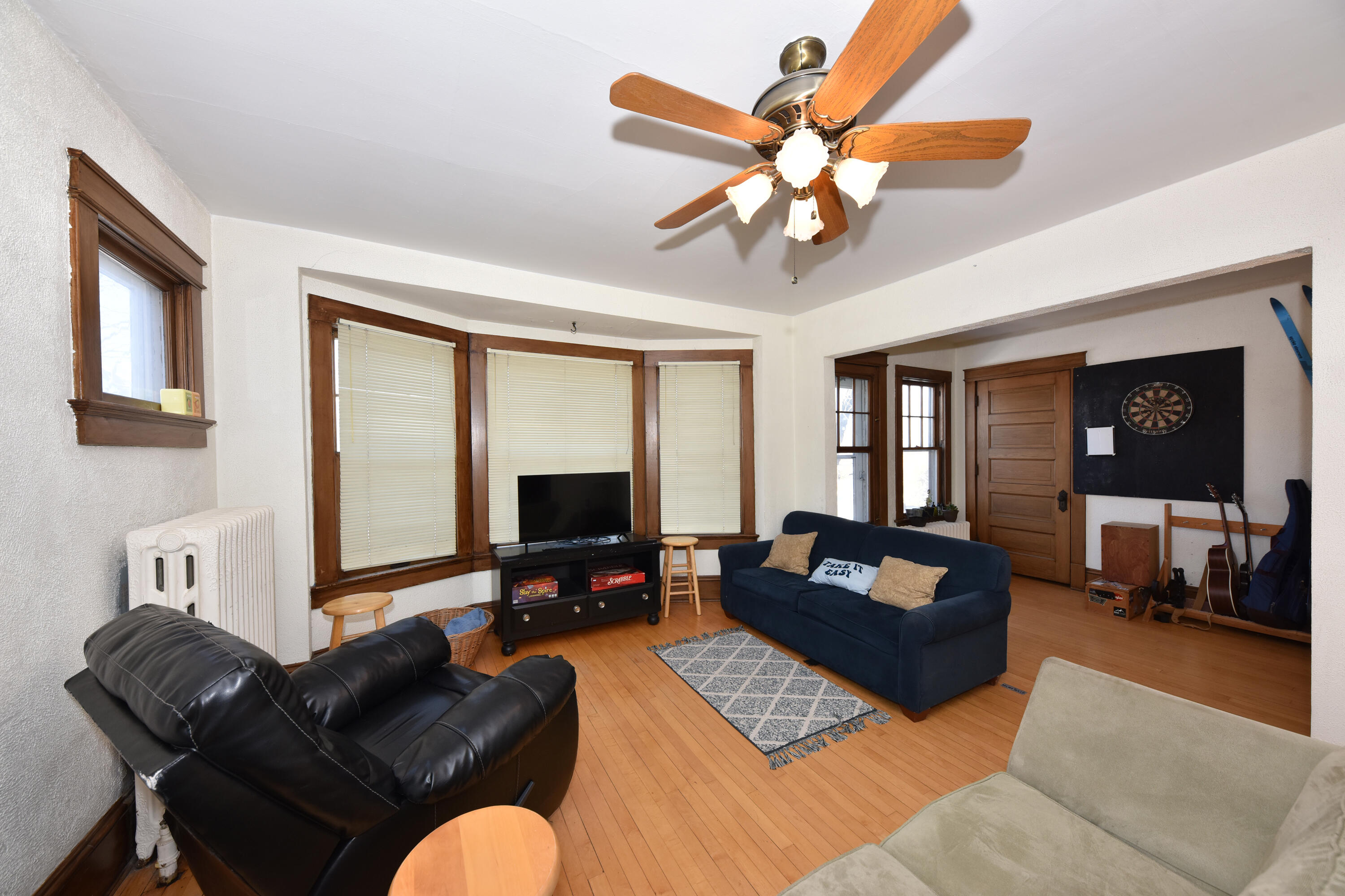 2744 North Stowell Avenue, Unit 2746 Milwaukee, WI 53211 - Photo 18 of 41 Living room