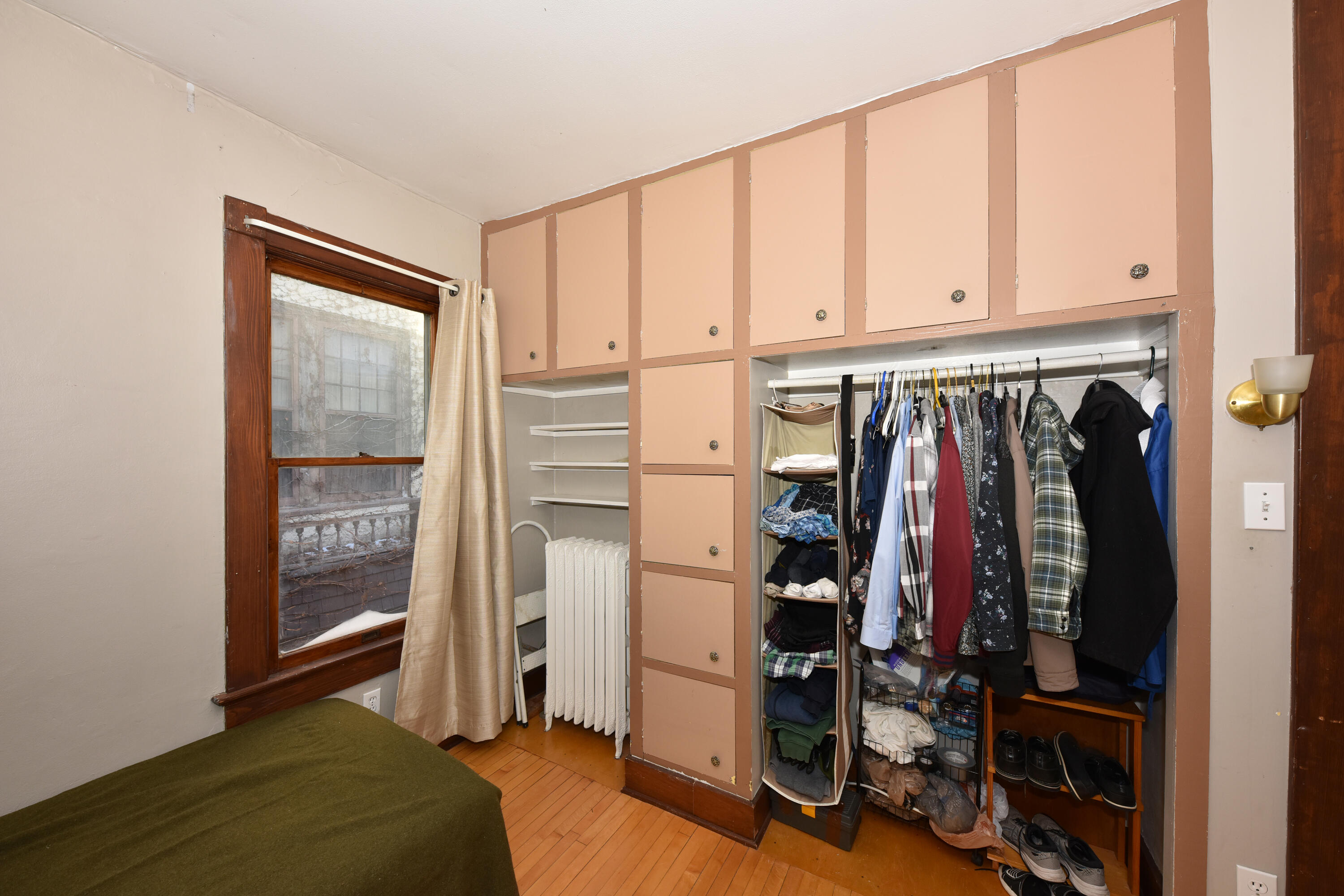 2744 North Stowell Avenue, Unit 2746 Milwaukee, WI 53211 - Photo 26 of 41 Bedroom 1