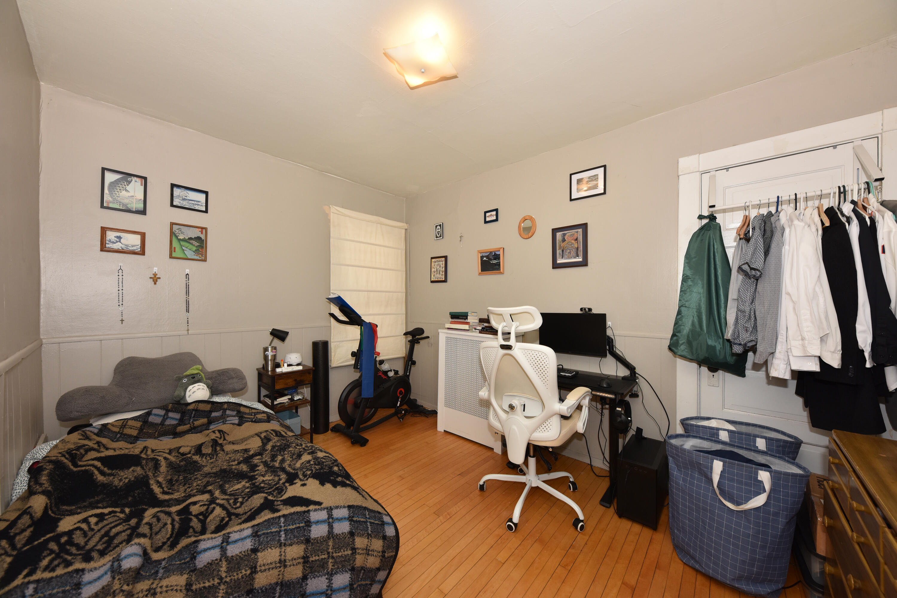 2744 North Stowell Avenue, Unit 2746 Milwaukee, WI 53211 - Photo 27 of 41 Bedroom 2