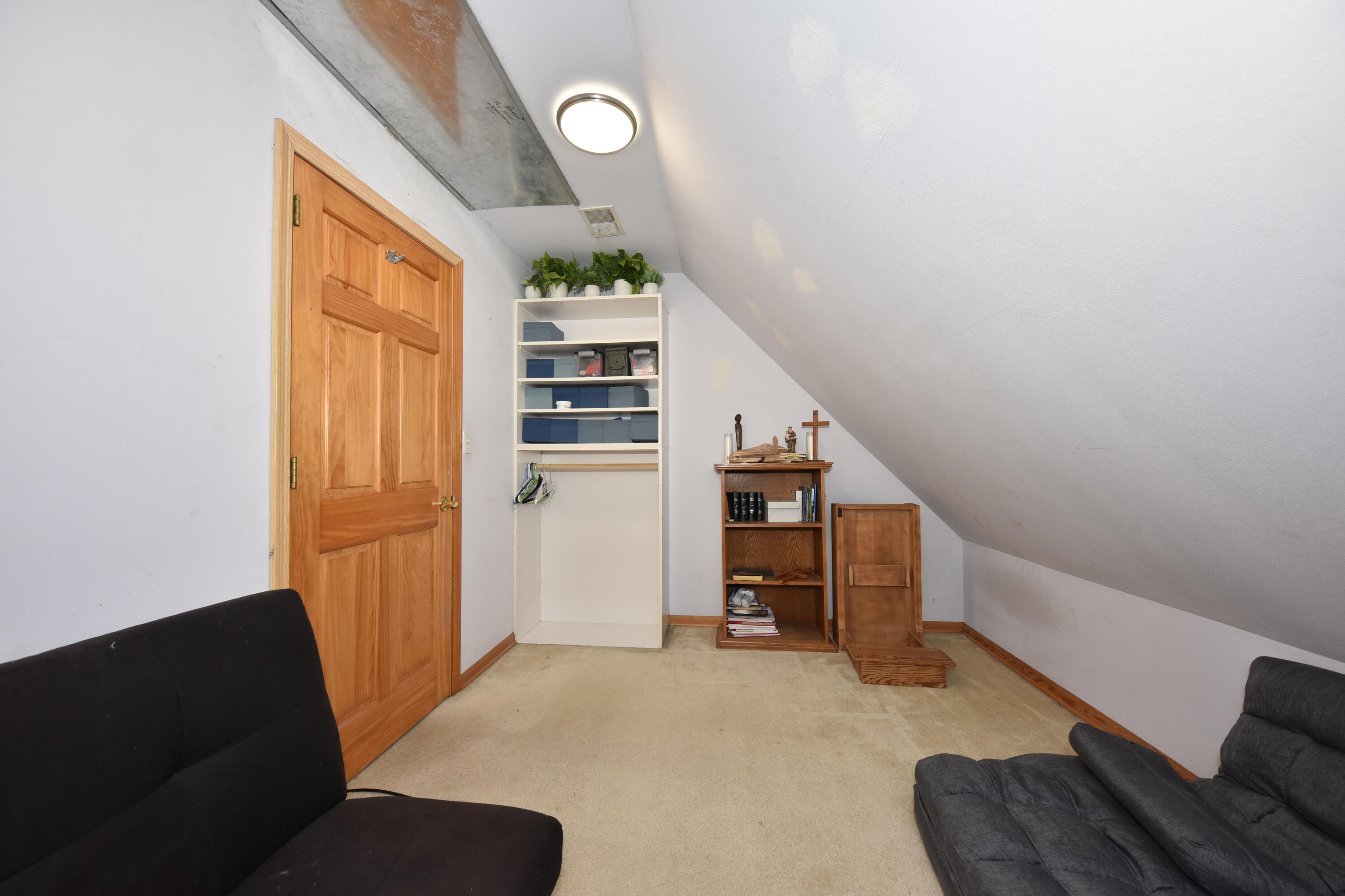 2744 North Stowell Avenue, Unit 2746 Milwaukee, WI 53211 - Photo 32 of 41 3rd floor