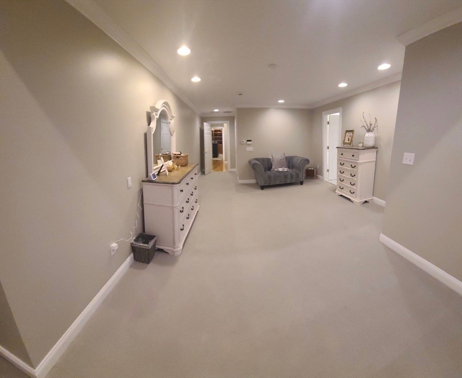 31 Chestnut Street Foxboro, MA 02035 - Photo 13 of 20