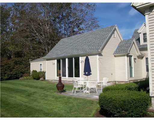 23 Langsford Road Kennebunkport, ME 04046 - Photo 4 of 18 Exterior Back.