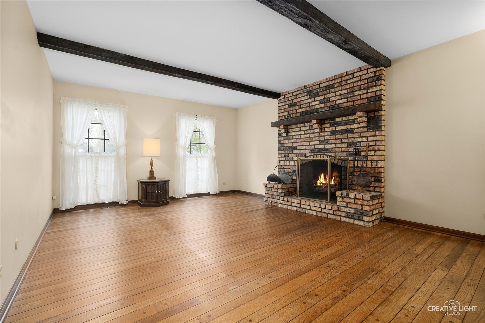 466 Carrol Gate Road Wheaton, IL 60189 - Photo 11 of 27 Gallery Image 11