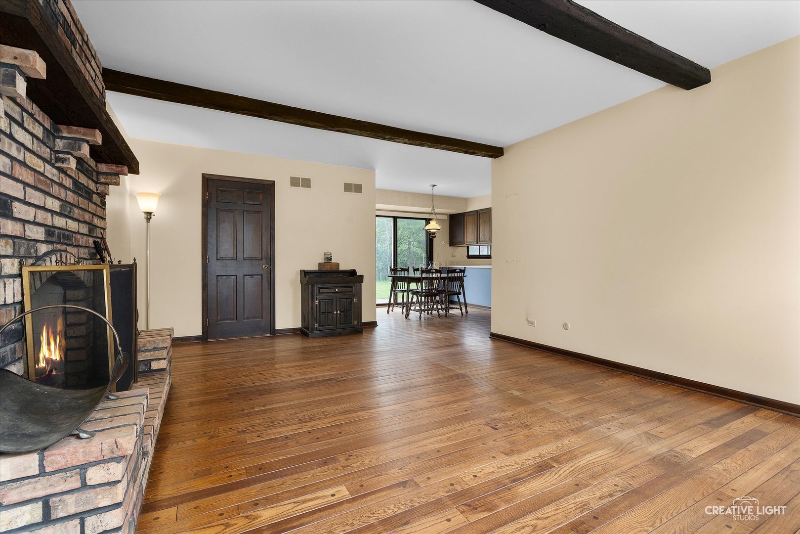 466 Carrol Gate Road Wheaton, IL 60189 - Photo 12 of 27 Gallery Image 12