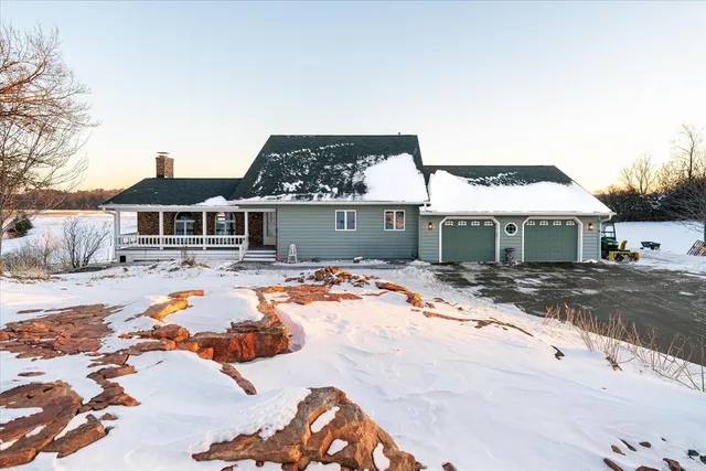 $439,900 | E7501 Circle Drive, Viroqua, WI 54665