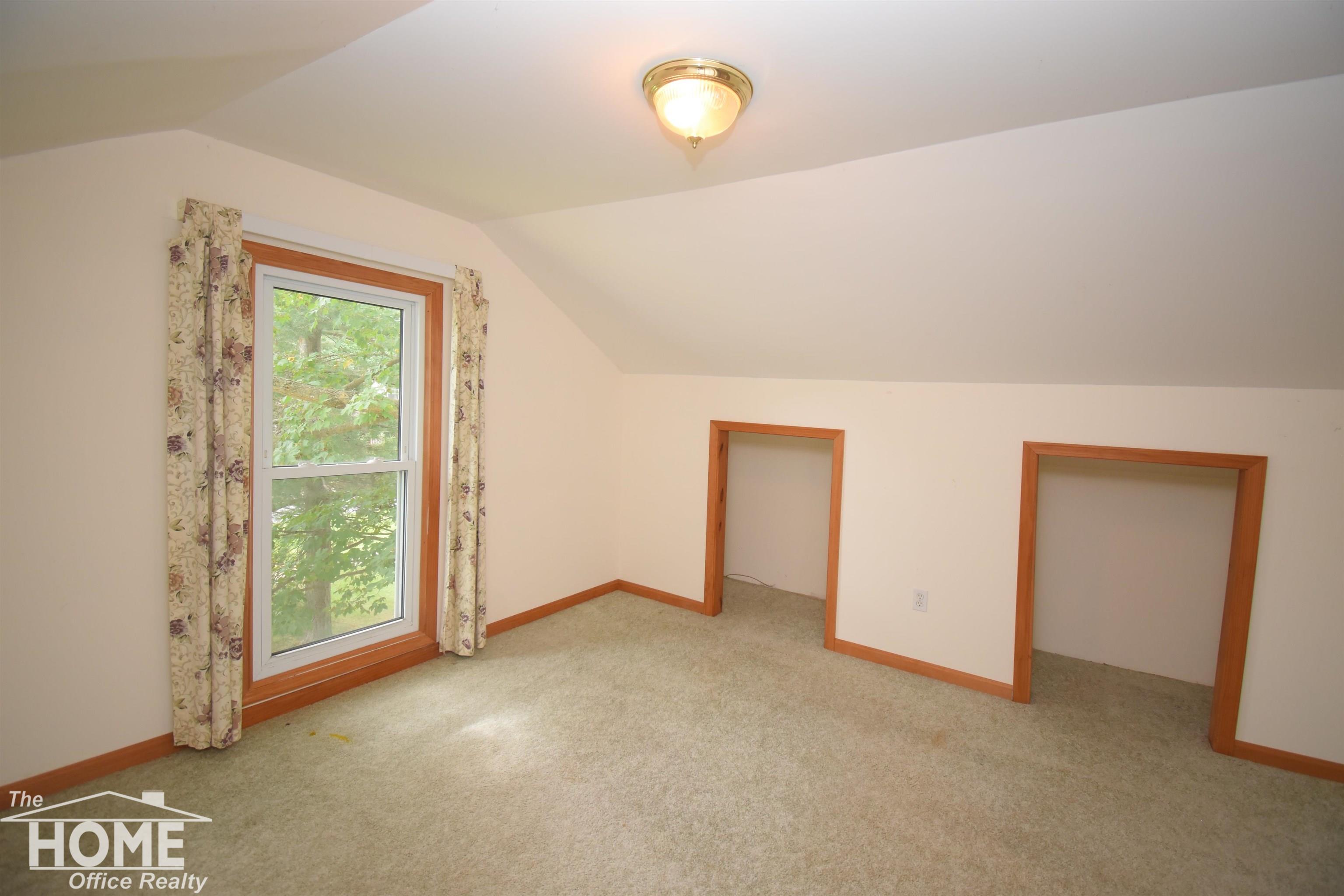 231 Adelaide Street Maple Rapids, MI 48853 - Photo 15 of 19 50220196-54168883-3599-49f9-a72d-b59d328b0a75.JPG